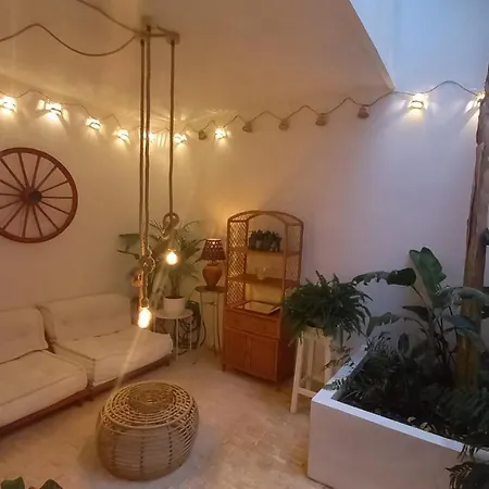 Casa Isabel Aeropuerto Feria Valencia Apartment *