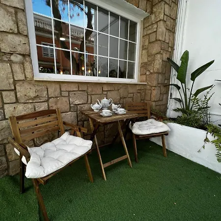 Casa Isabel Aeropuerto Feria Valencia